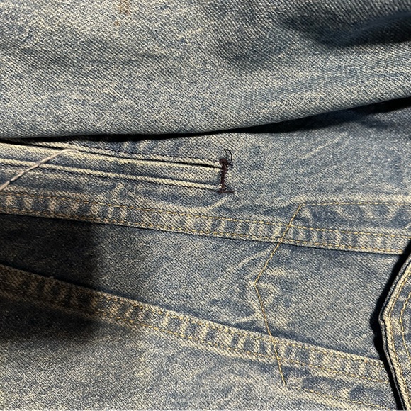 Vintage Levi’s Jean Jacket 1980s - Picture 5 of 8